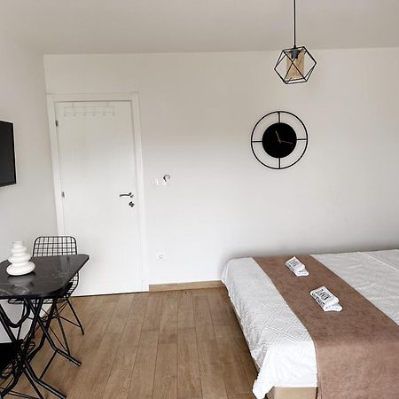 Danin Apartmani Бар Екстериор снимка