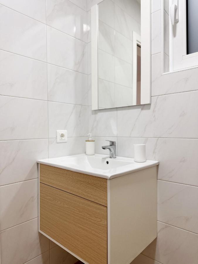 Danin Apartmani Бар Екстериор снимка
