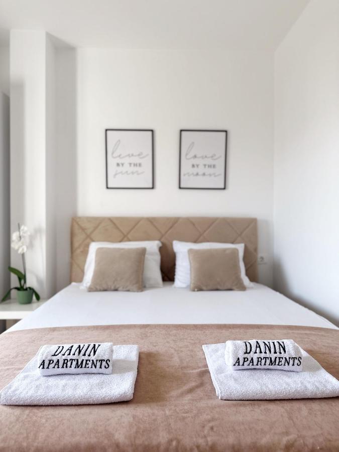 Danin Apartmani Бар Екстериор снимка